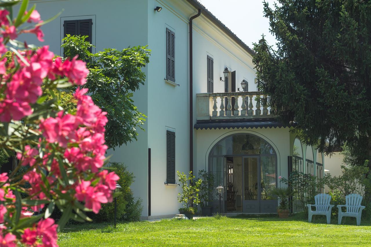 Villa Franca In Franciacorta Passirano Extérieur photo