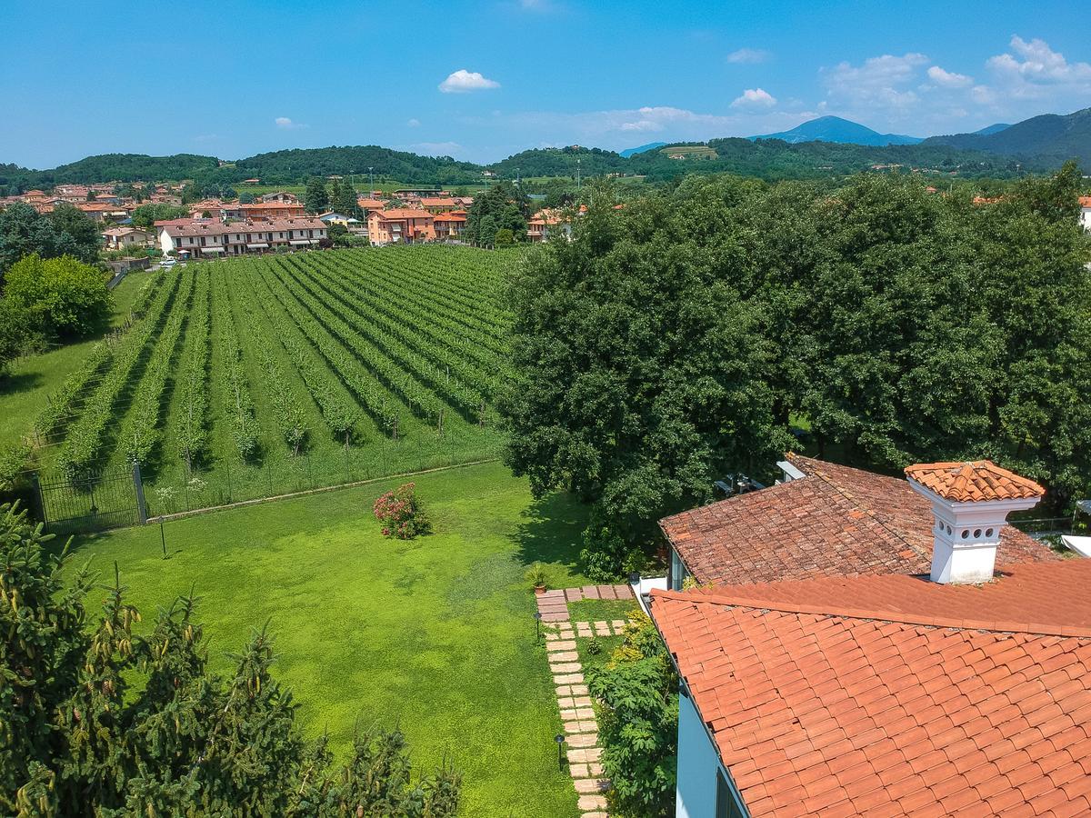 Villa Franca In Franciacorta Passirano Extérieur photo