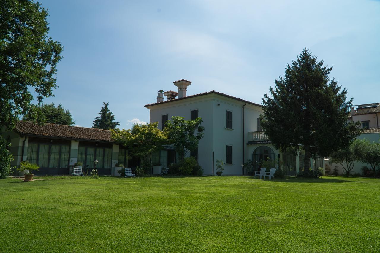 Villa Franca In Franciacorta Passirano Extérieur photo